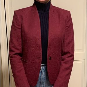 Nice blazer for work or everyday!